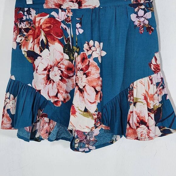 Band of Gypsies Teal Blue Floral Print Flowy Boho Shorts NWT Size Small - Picture 3 of 8